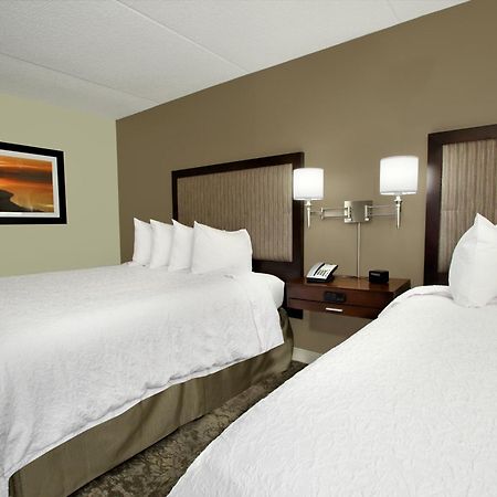 Hampton Inn&Suites By Hilton - Rockville Centre Extérieur photo