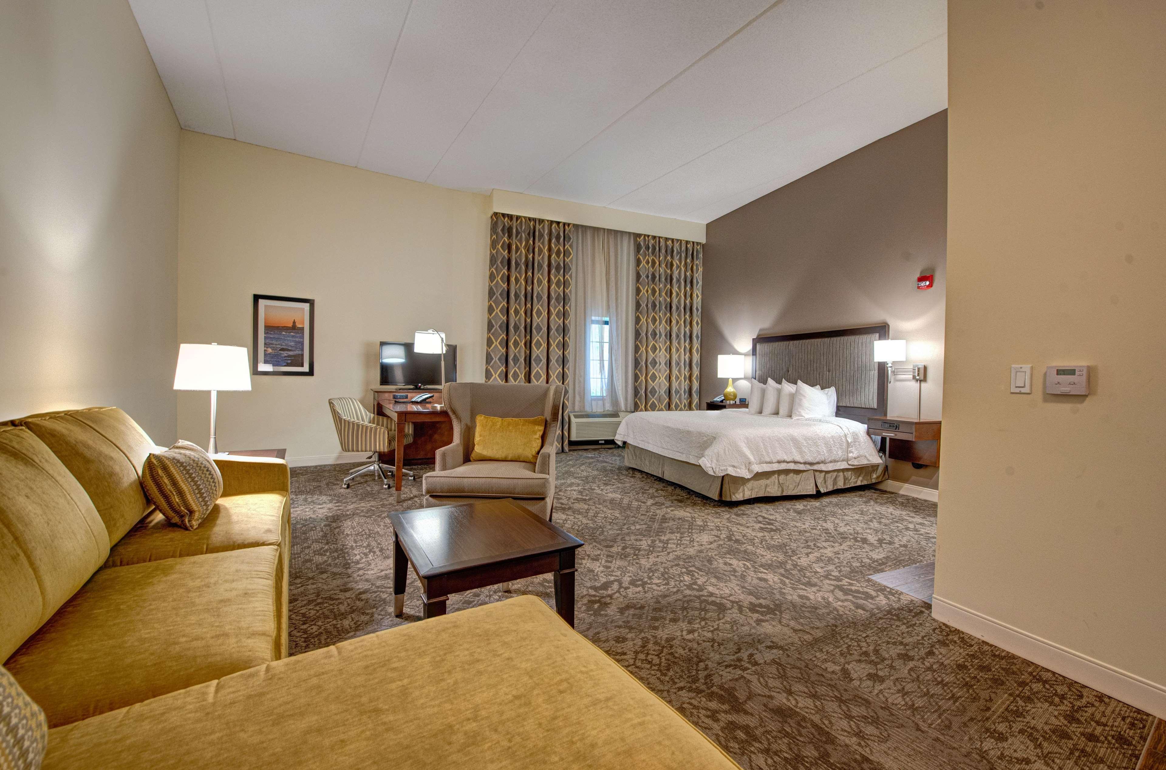 Hampton Inn&Suites By Hilton - Rockville Centre Extérieur photo
