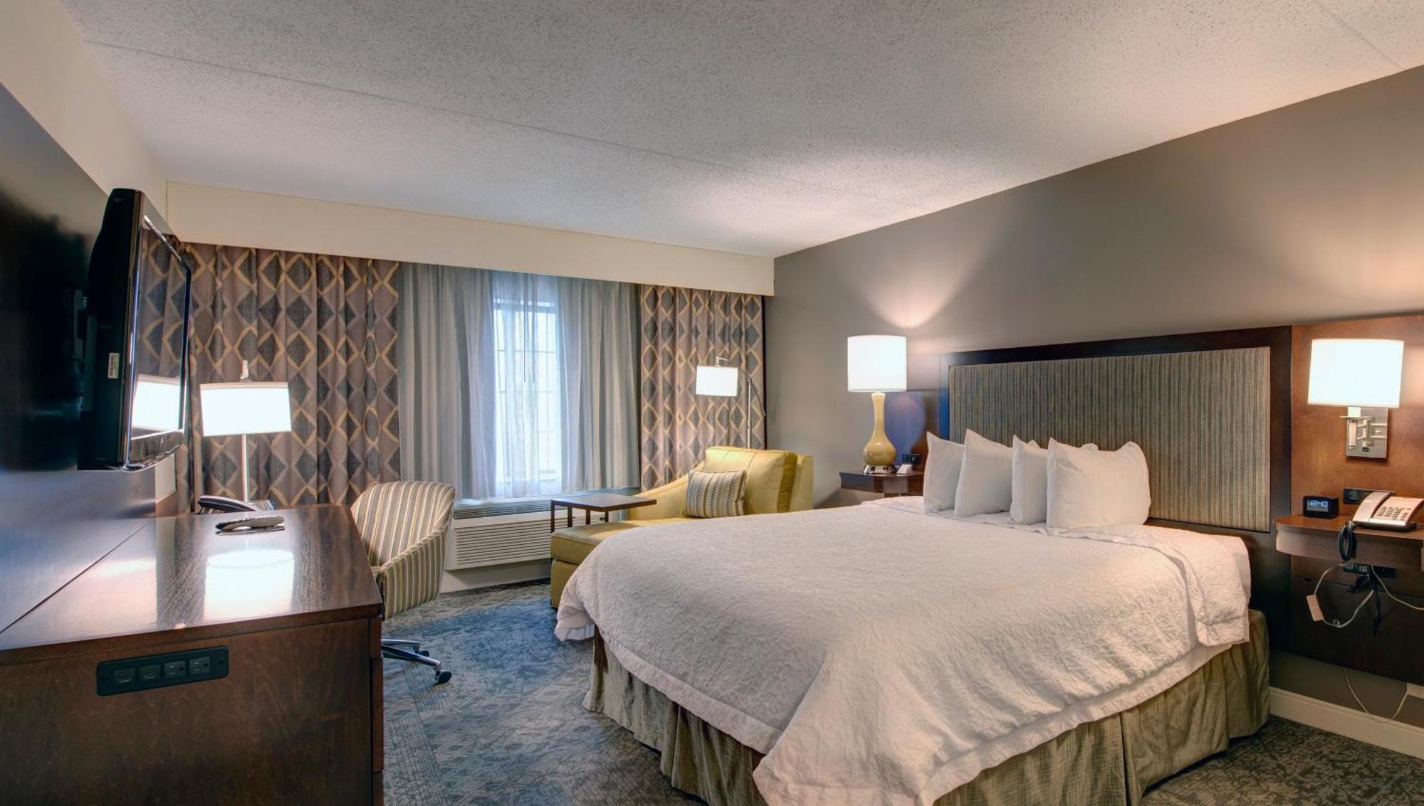 Hampton Inn&Suites By Hilton - Rockville Centre Extérieur photo