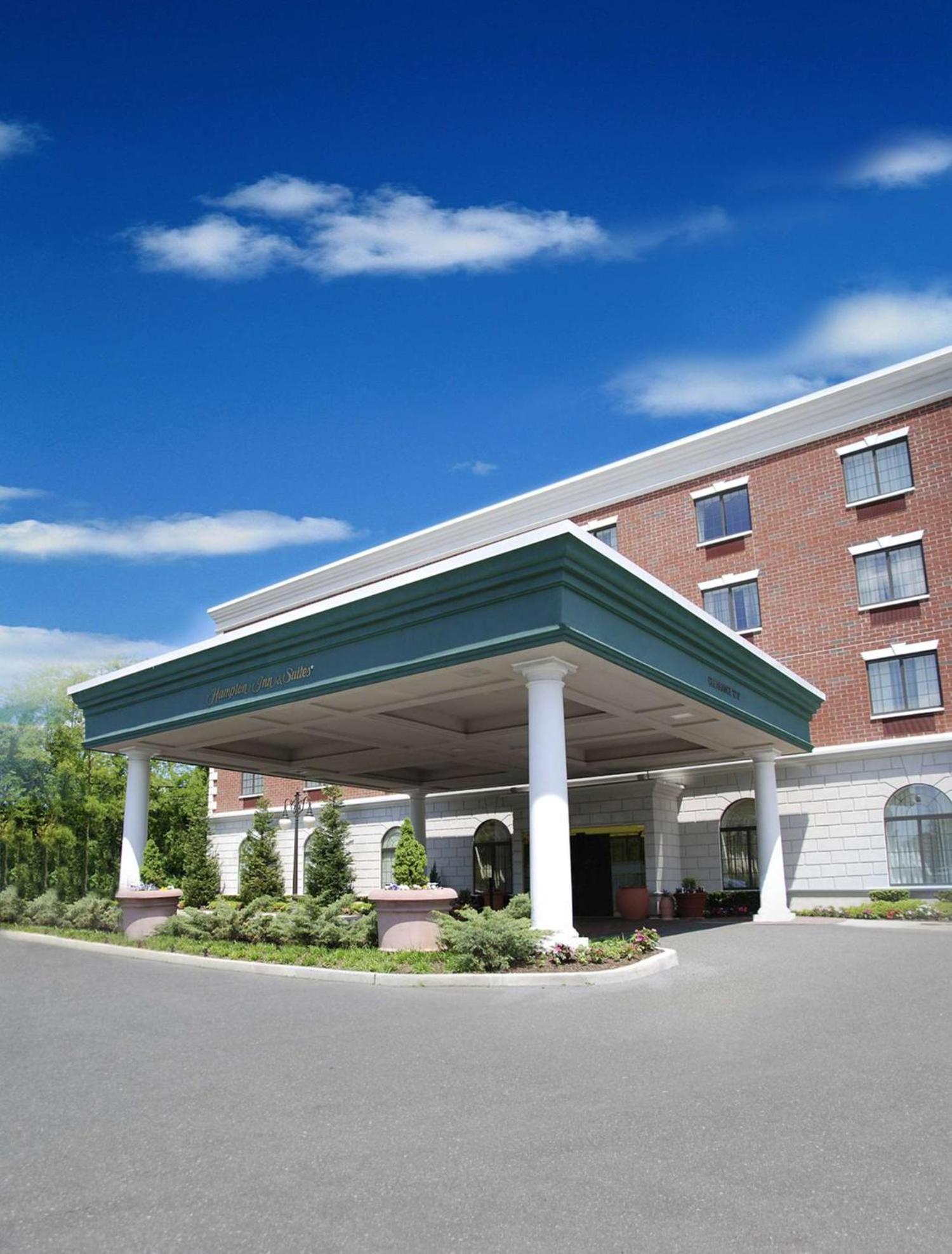 Hampton Inn&Suites By Hilton - Rockville Centre Extérieur photo