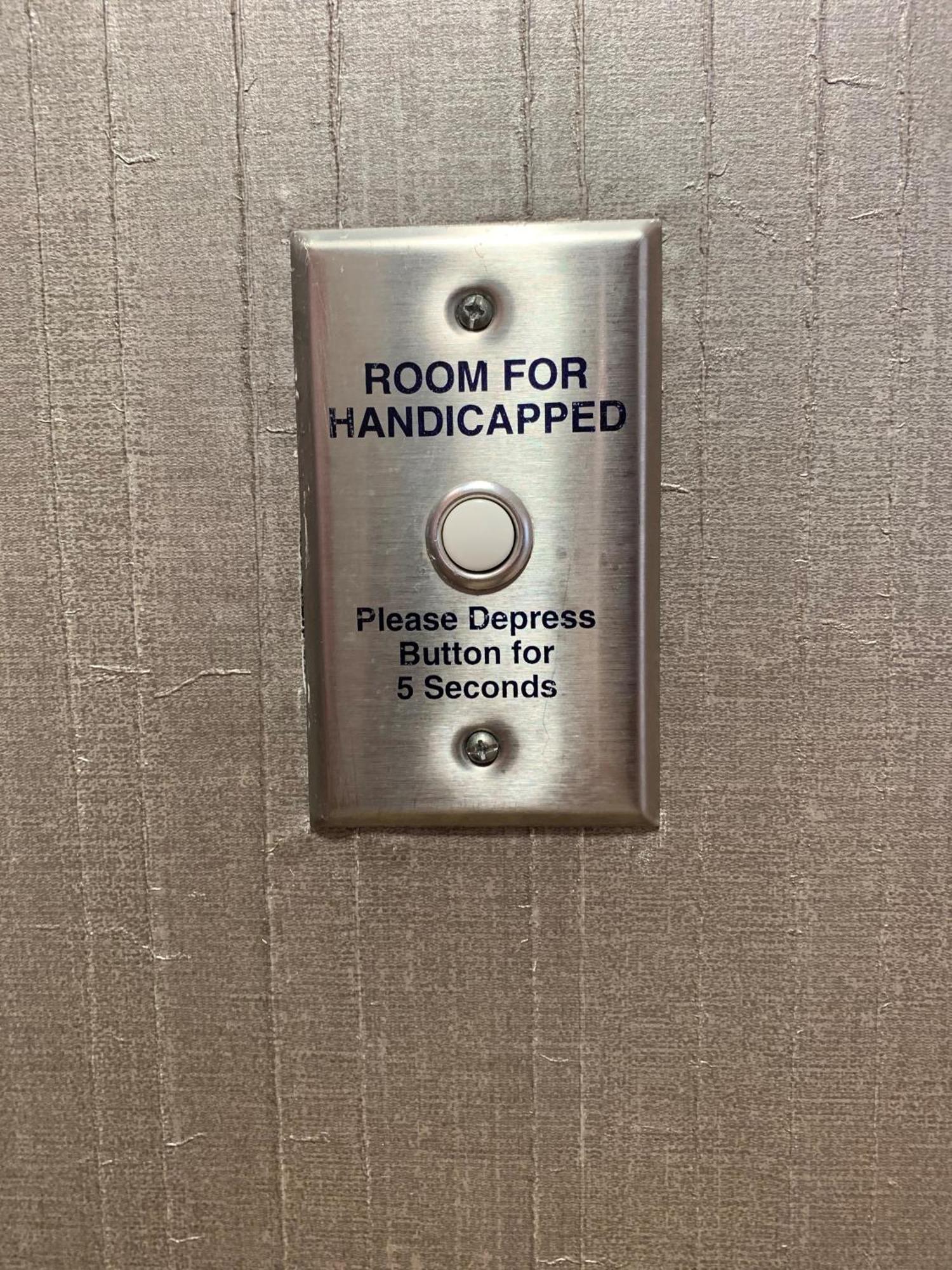 Hampton Inn&Suites By Hilton - Rockville Centre Extérieur photo