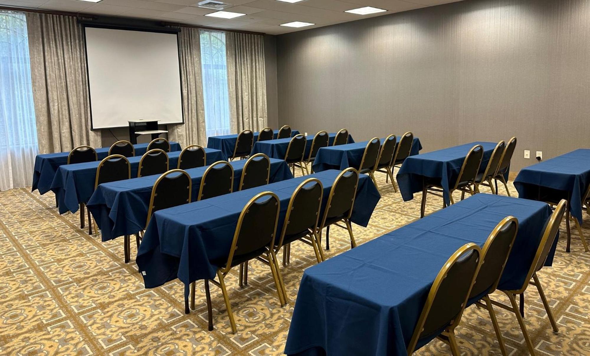 Hampton Inn&Suites By Hilton - Rockville Centre Extérieur photo