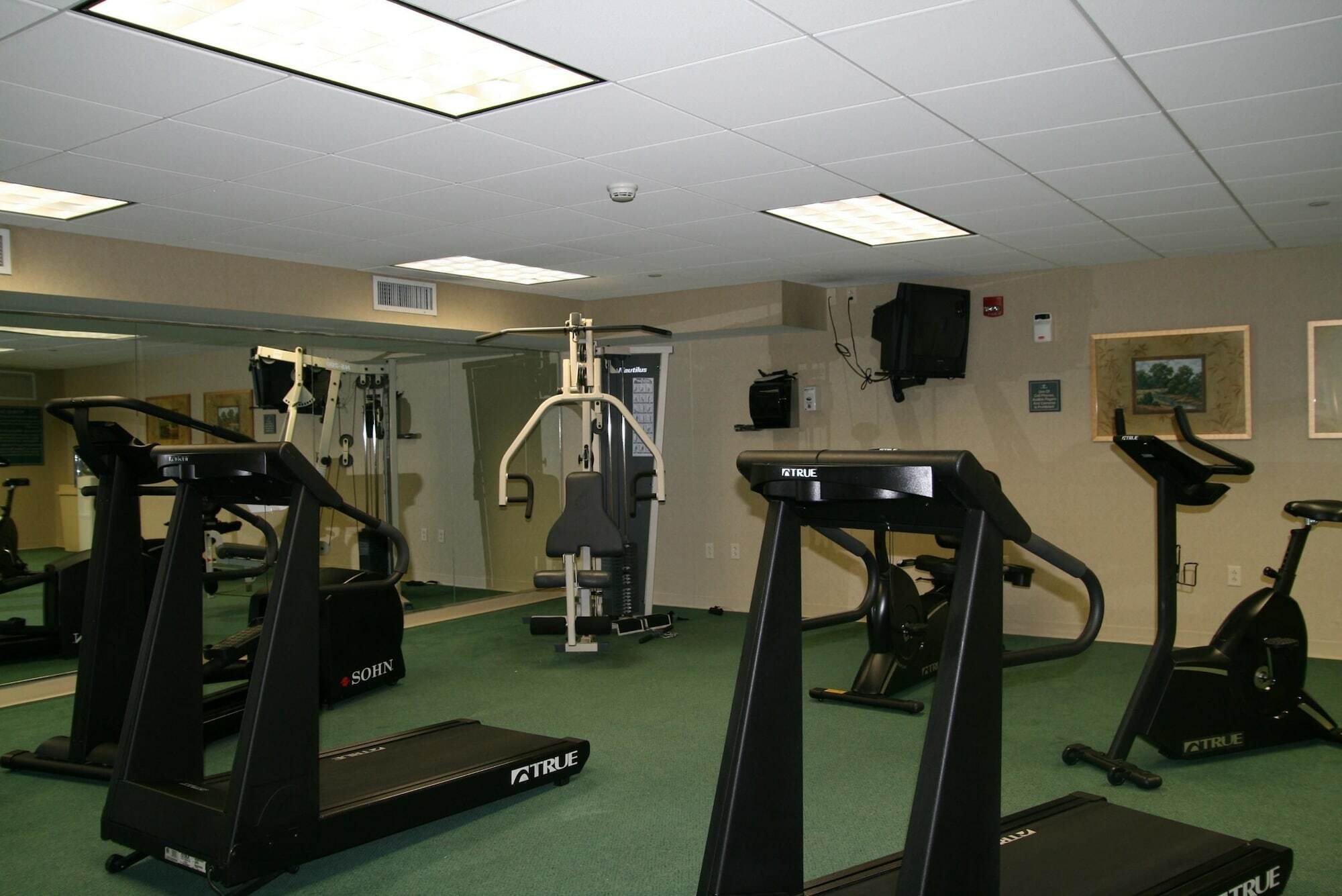 Hampton Inn&Suites By Hilton - Rockville Centre Extérieur photo